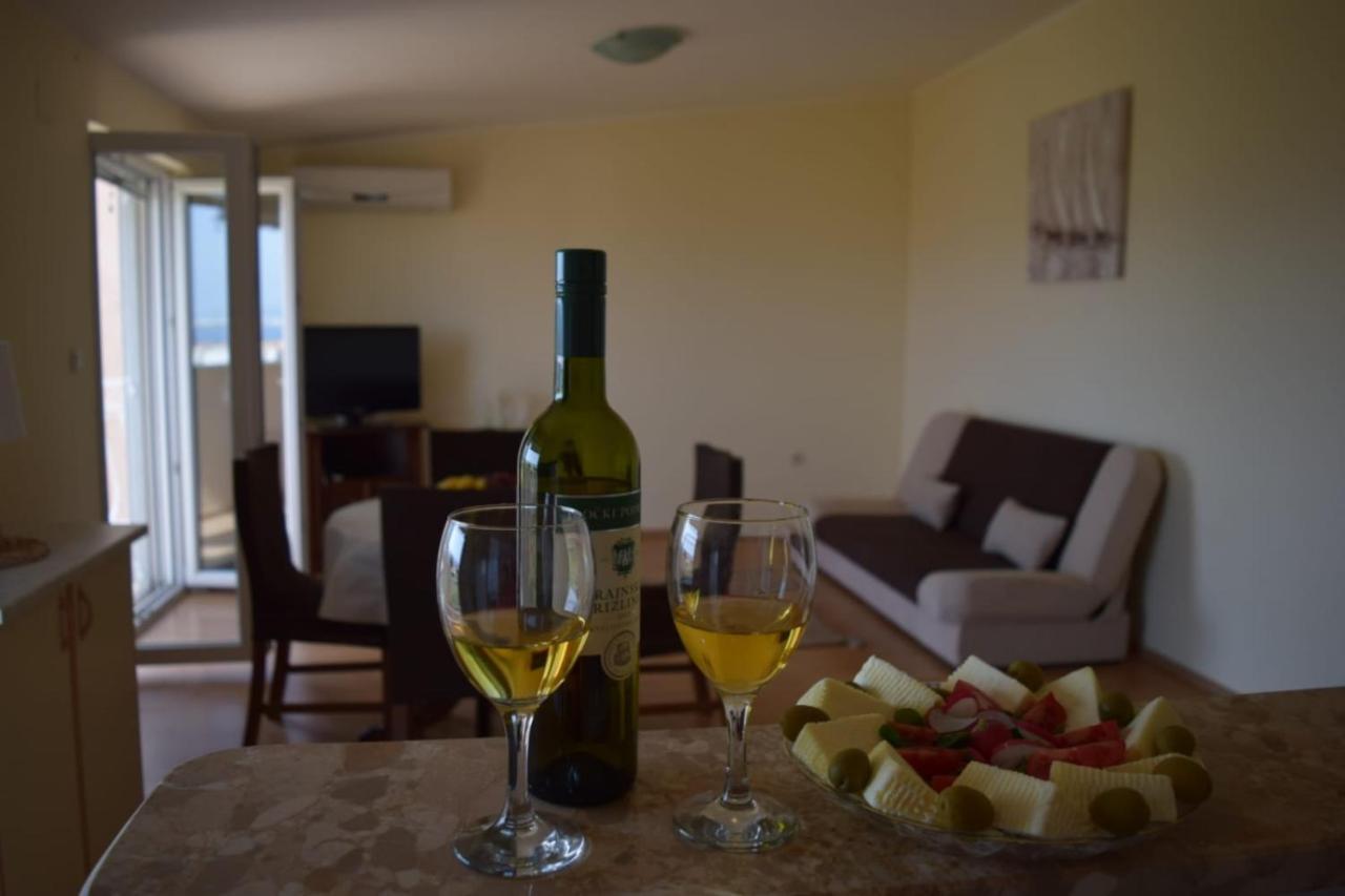 Apartments Marta Kaštel Novi Extérieur photo