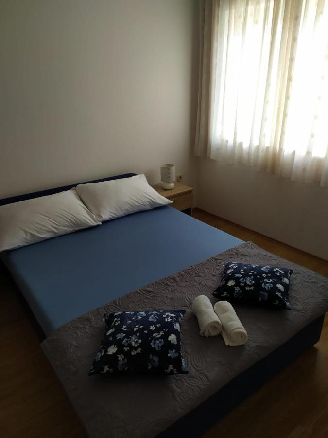 Apartments Marta Kaštel Novi Extérieur photo