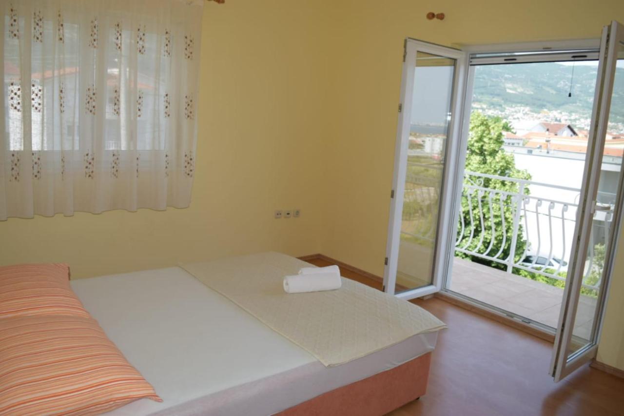 Apartments Marta Kaštel Novi Extérieur photo