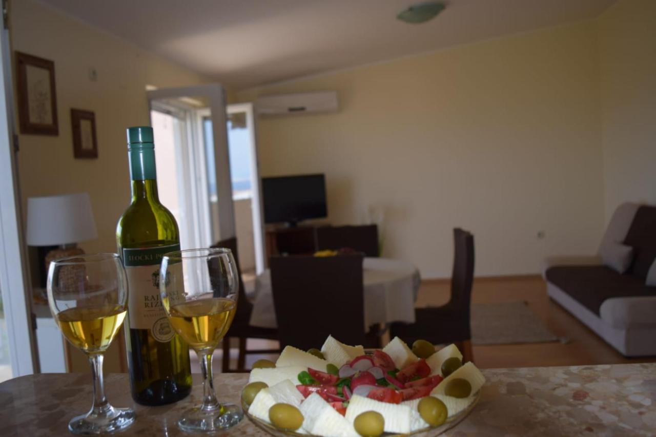 Apartments Marta Kaštel Novi Extérieur photo